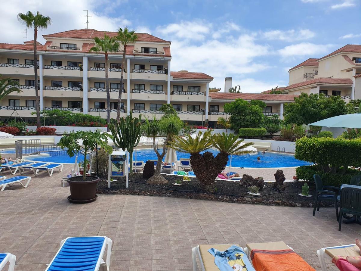 Spectacular Renovated Apartment, 5 Min To Camison Beach, With Aircon Arona  Ngoại thất bức ảnh