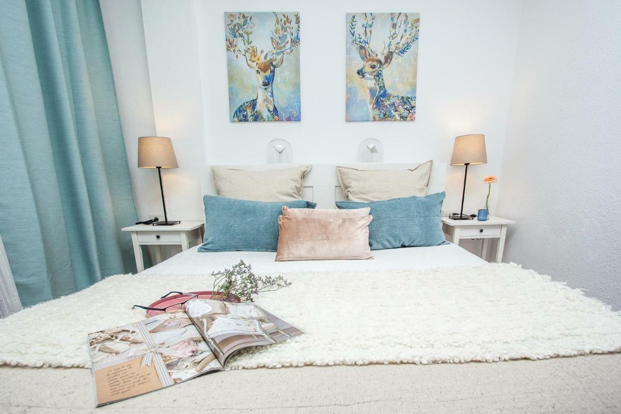 Spectacular Renovated Apartment, 5 Min To Camison Beach, With Aircon Arona  Ngoại thất bức ảnh